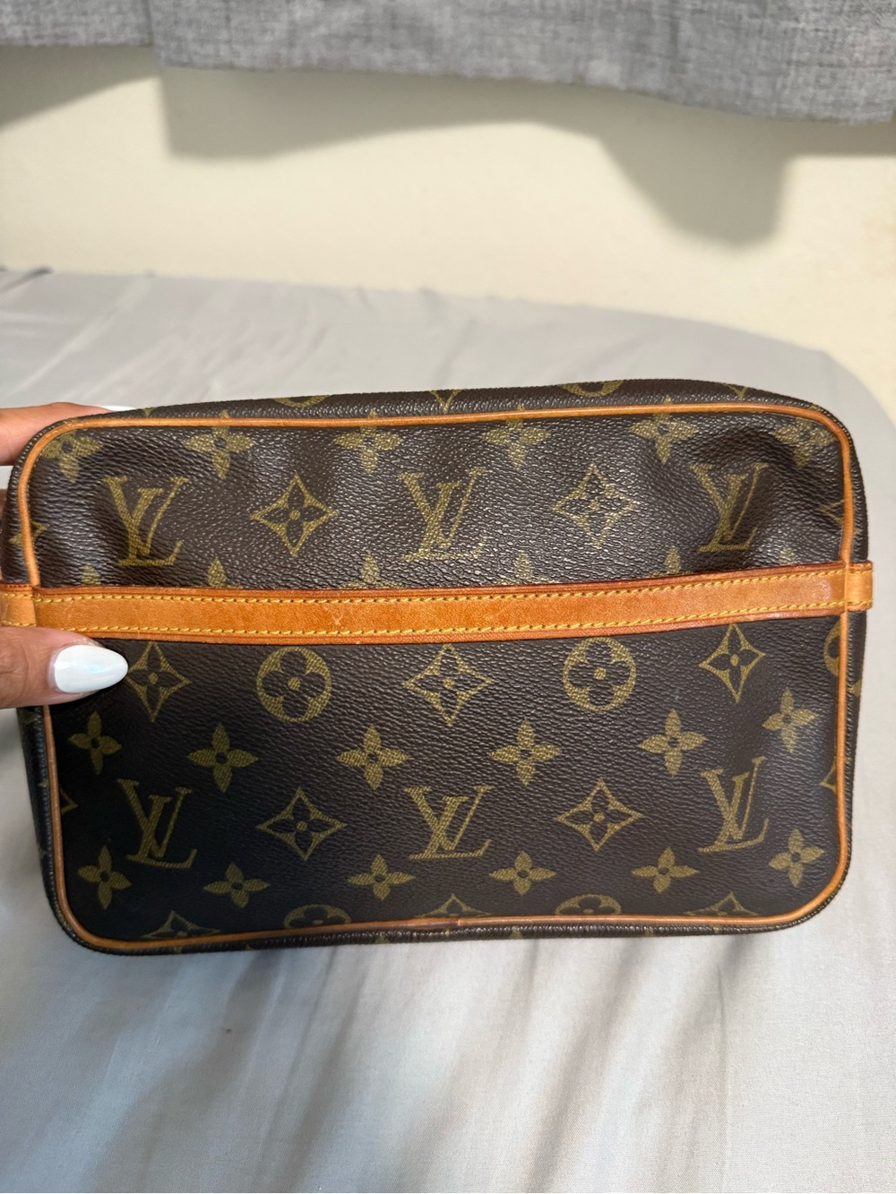 Louis Vuitton Monogram Canvas Brown Toiletry Pouch with Tan Trim